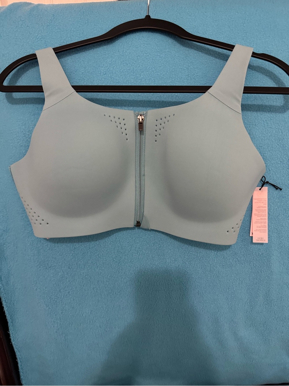 Victoria's Secret Light Blue Front-Zip Comfort Bra ( light blue)